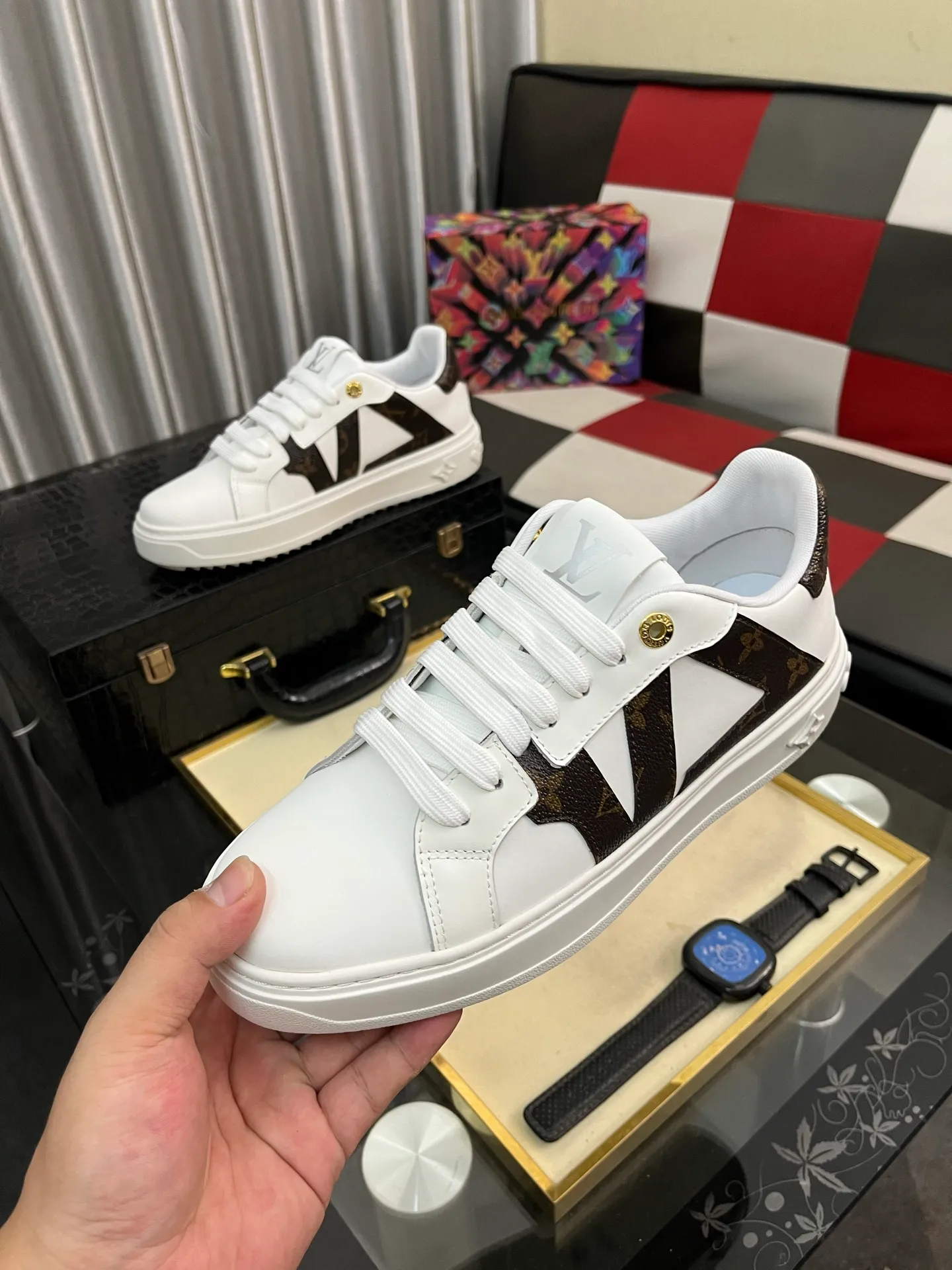 Men's shoes 💰520⌚️⌚️LV Louis Vuitton. The latest fashionable casual shoes are popular in physical stores. New spring and summer comfortable imported custom original cowhide, unique jacquard fabric element design. With sheepskin lining, Lv original bottom, [sun][sun] high-end packaging and high quality💪Details determine the quality, you can enter and leave the counter at will, welcome to compare🇮🇹Number of sizes 38-445️⃣Color options available